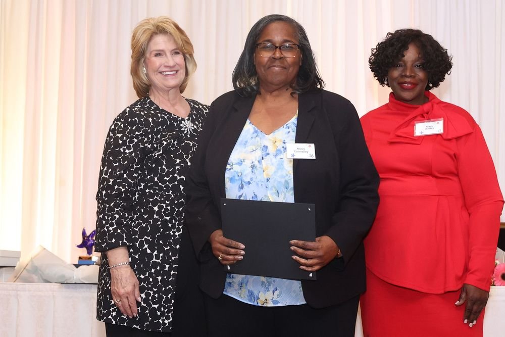 teacheroftheyear-215-68e61bc8-1000.jpg