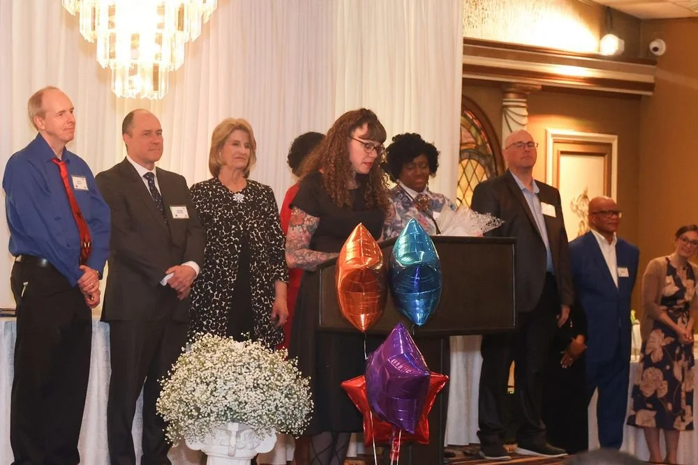 teacheroftheyear-601-3fcda525-1000.jpg