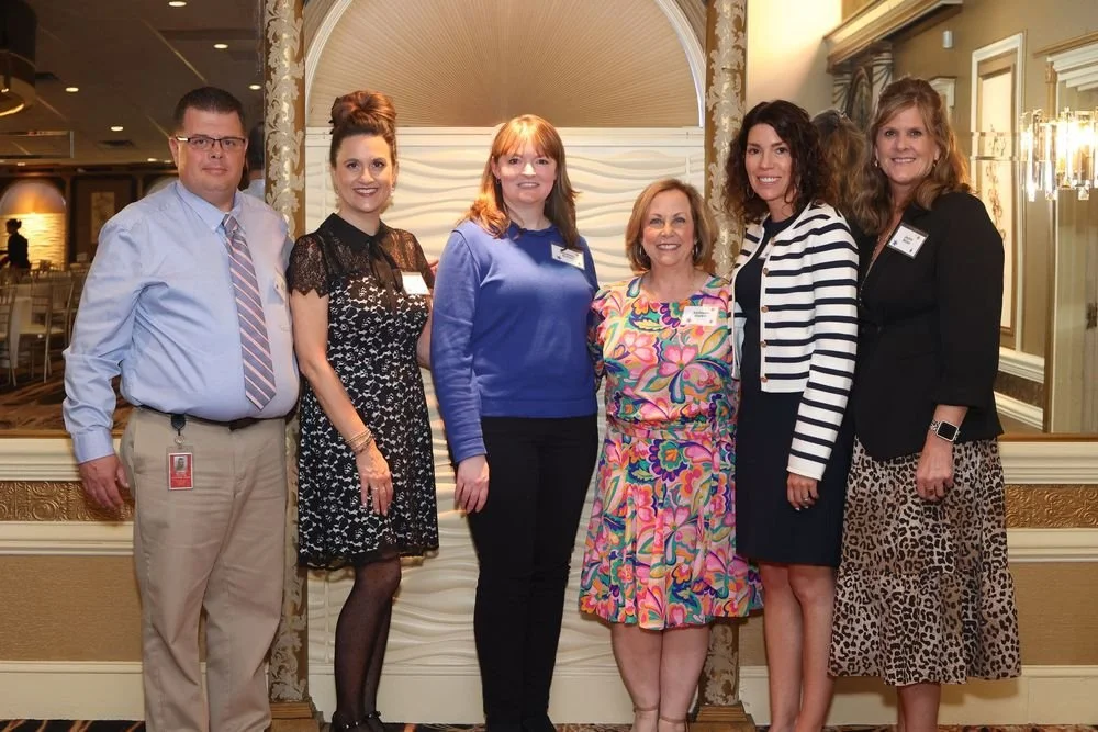 teacheroftheyear-638-5b053557-1000.jpg