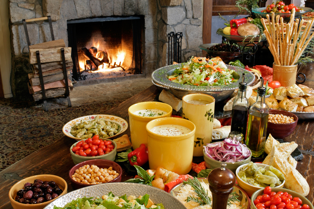 salad-buffet-lunch.jpg