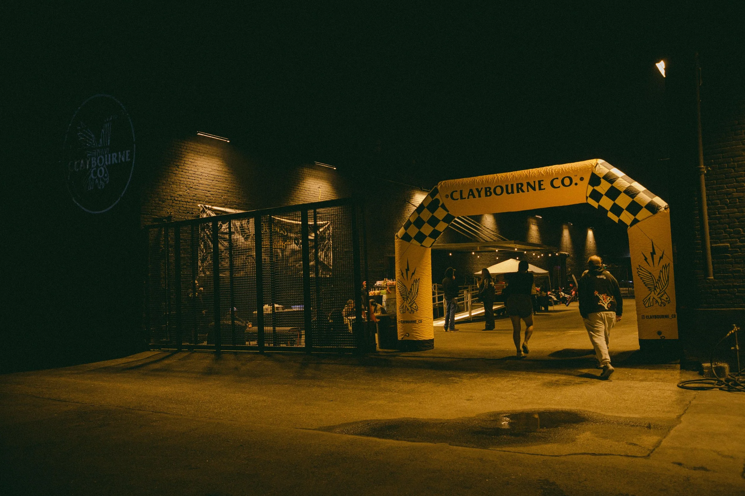 V2-3.jpg