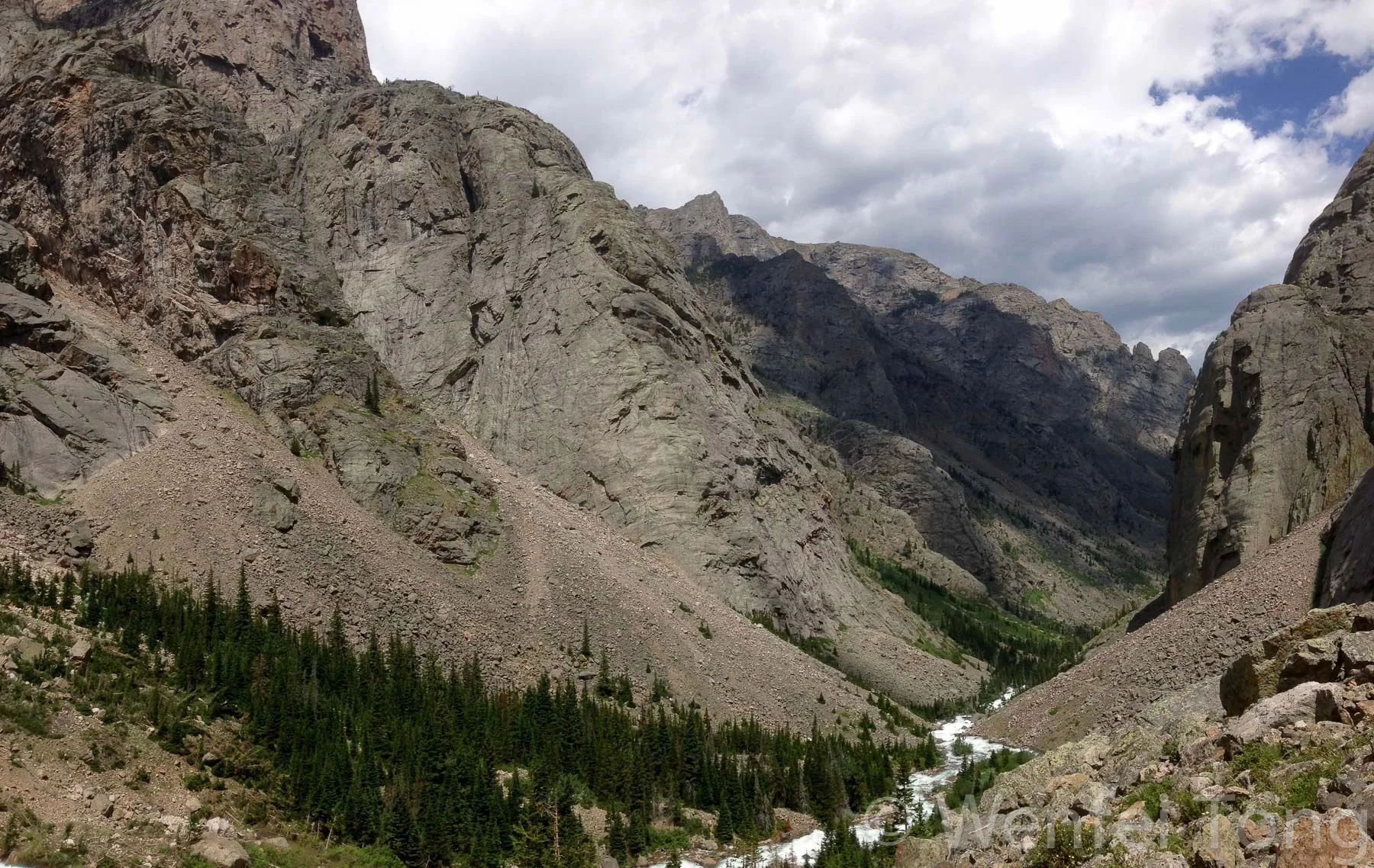 Hiking in the Beartooth Mountains