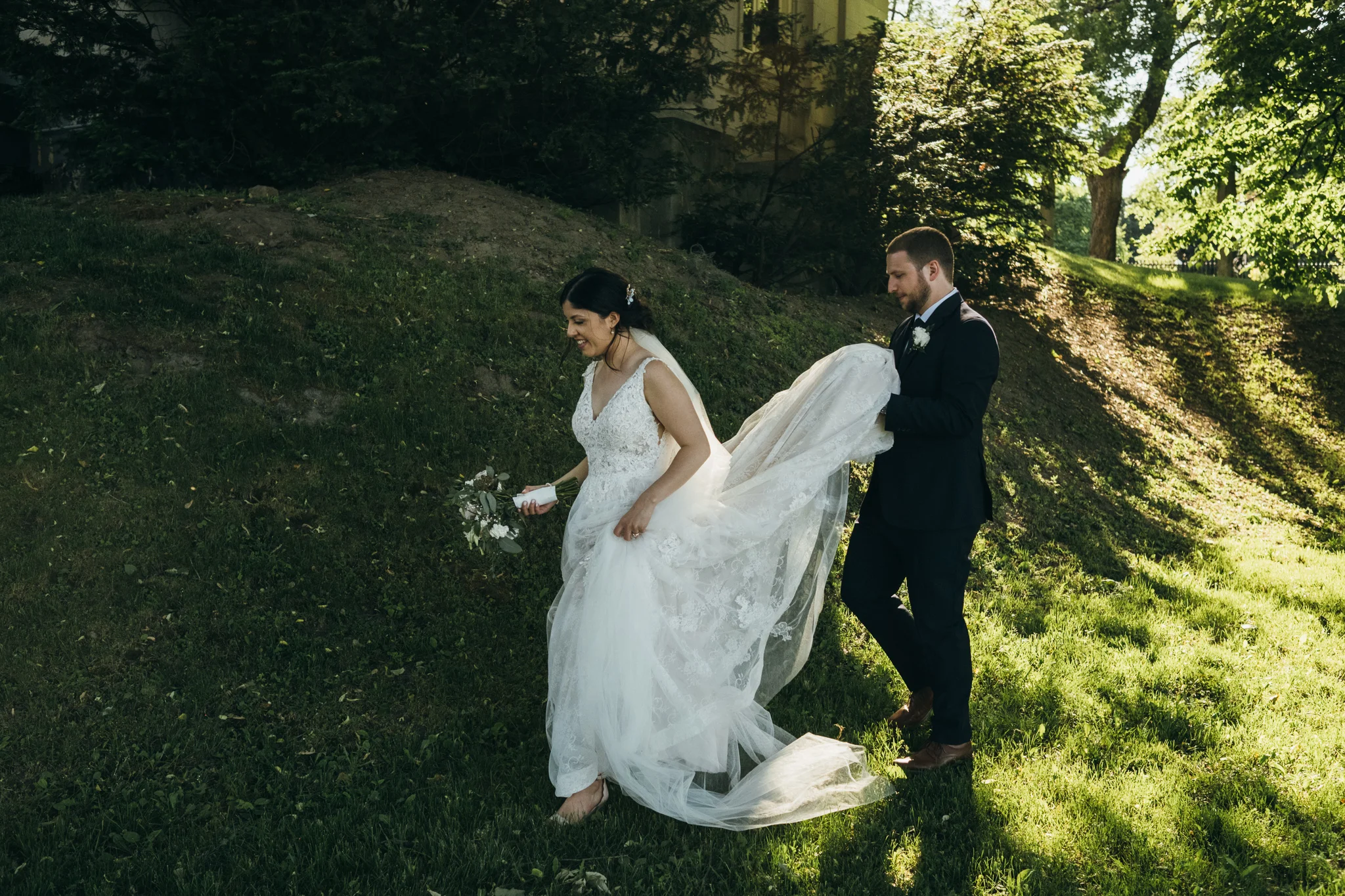 Plaza Antique Montreal Wedding Photographer rooftop-62.jpg