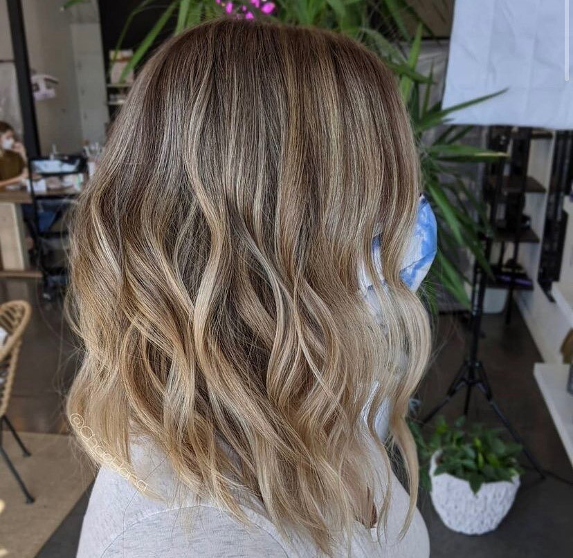 ⒽⒶⒾⓇ ⒷⓎ Hannha ✨

📍@bouffanthairsalon 

#kevinmurphy  #portlandhair #pdxhair #portlandhairdresser #brazilianblowout #olaplex #ombre #pravana #sombre #pdxhairstylist #balayage #babylights #handpaintedbalayage #bouffantsaloncedarhills #bouffantsalon #