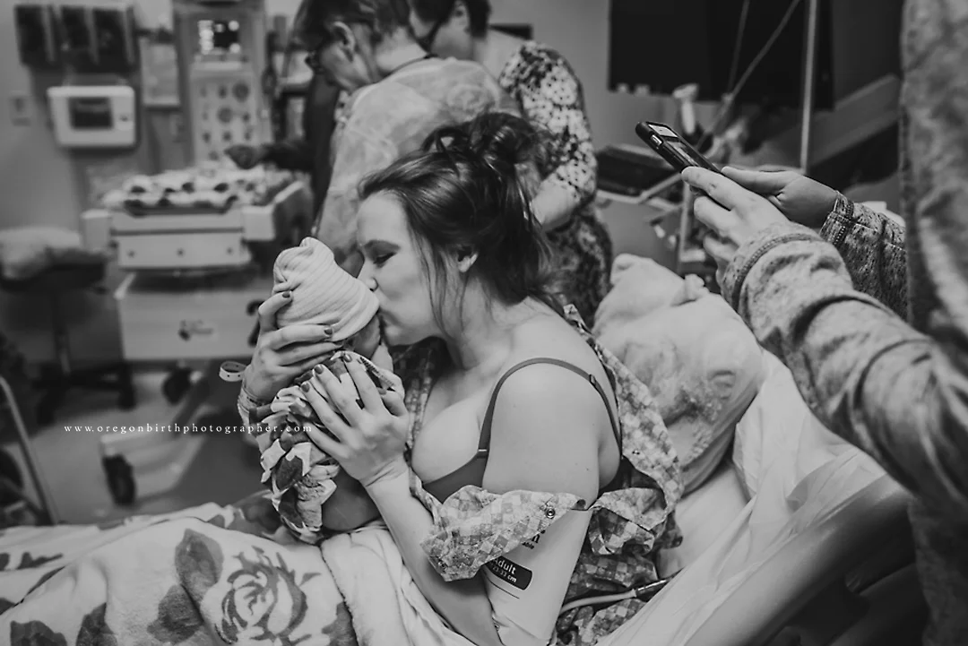 best-birth-photographer-portland-7.jpg