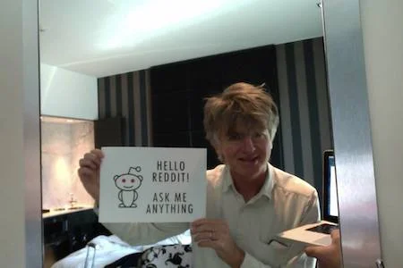 Hello-Reddit-300.jpg