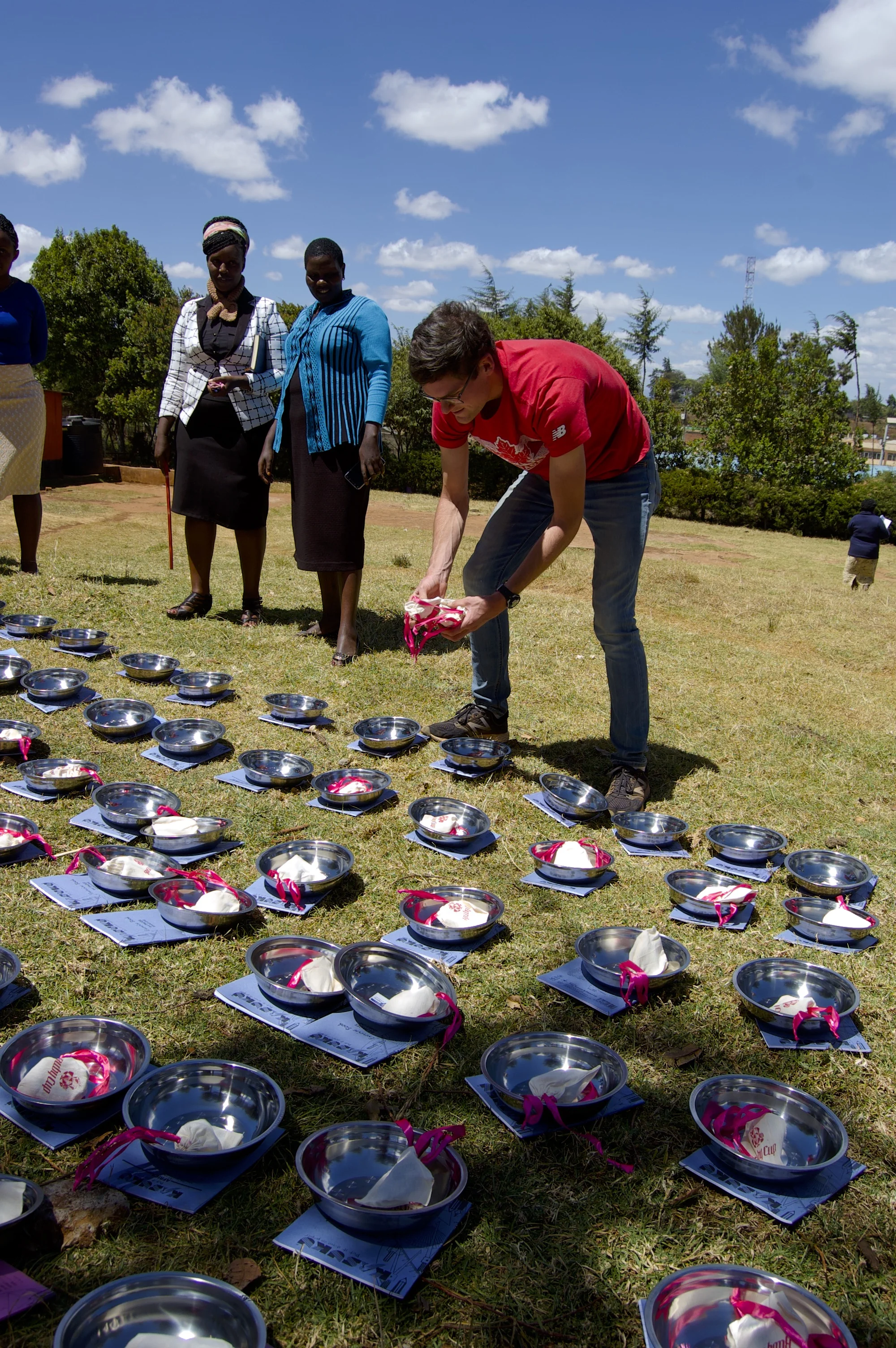 Trevor making Rift Kits in front of an audience of very curious Kenyan teachers. 