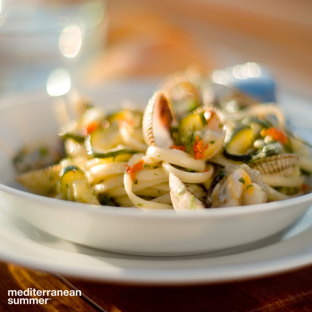 Linguine with Clams and Zucchini