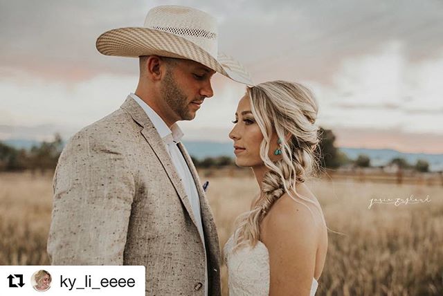 Stunning hair and makeup for this bride by @ky_li_eeee 💕

#Repost @ky_li_eeee with @get_repost
・・・
Boho braids and turquoise ✨