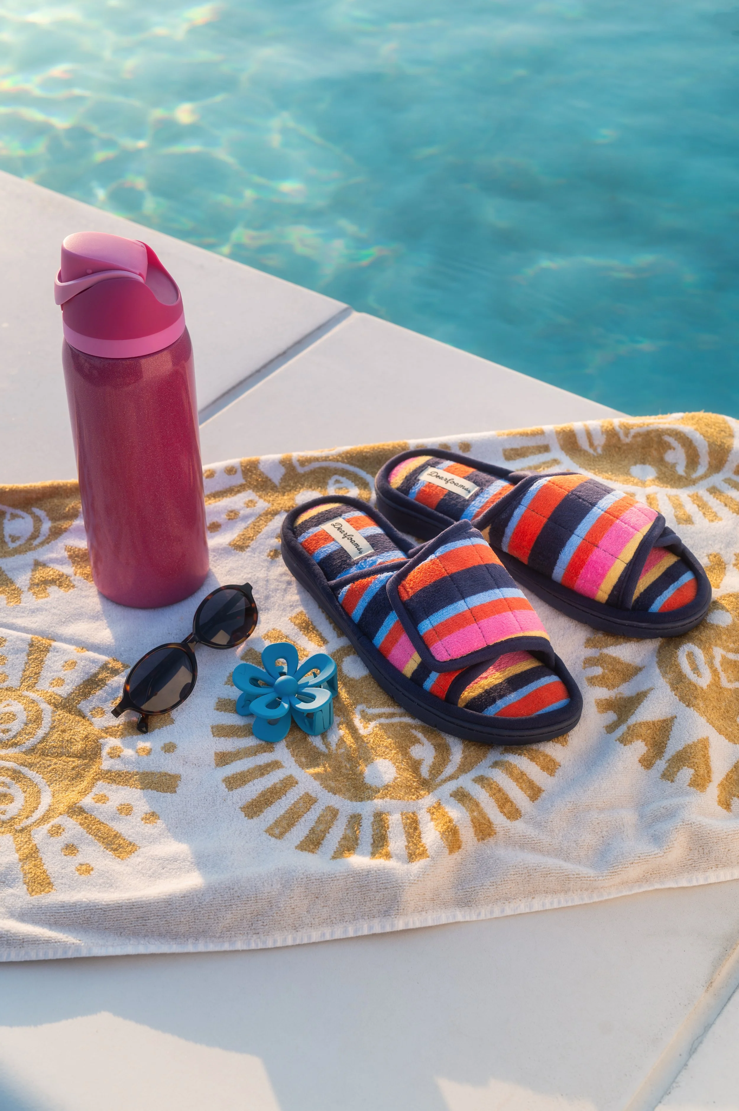 Dearfoams_Summer_-2 copy.jpg