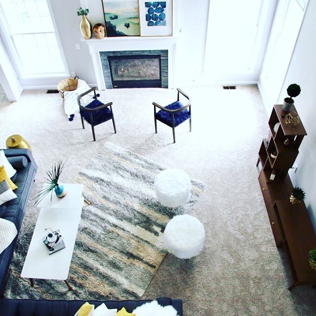 #familyroom  Call Nest Meets Style for your home staging needs @ 609-642-9983!  #nestmeetsstyle #staging #realtor #njrealtors #newjerseyrealtor #newjersey #realestateagent #homestaging #homestager #staginghomes #design #homedesign #luxuryliving #luxu