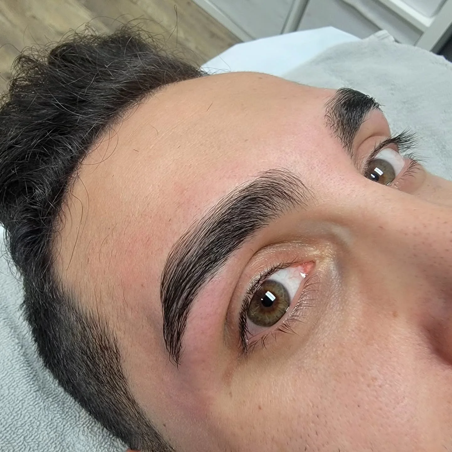 ✨️ Brow Wax and Shaping ✨️

Yes, men can (and should) get their brows waxed, too! 🔥
It&rsquo;s not about making them thin &mdash; it&rsquo;s about a clean-up that enhances your natural shape and sharpens your look. 💪

A little grooming goes a long 