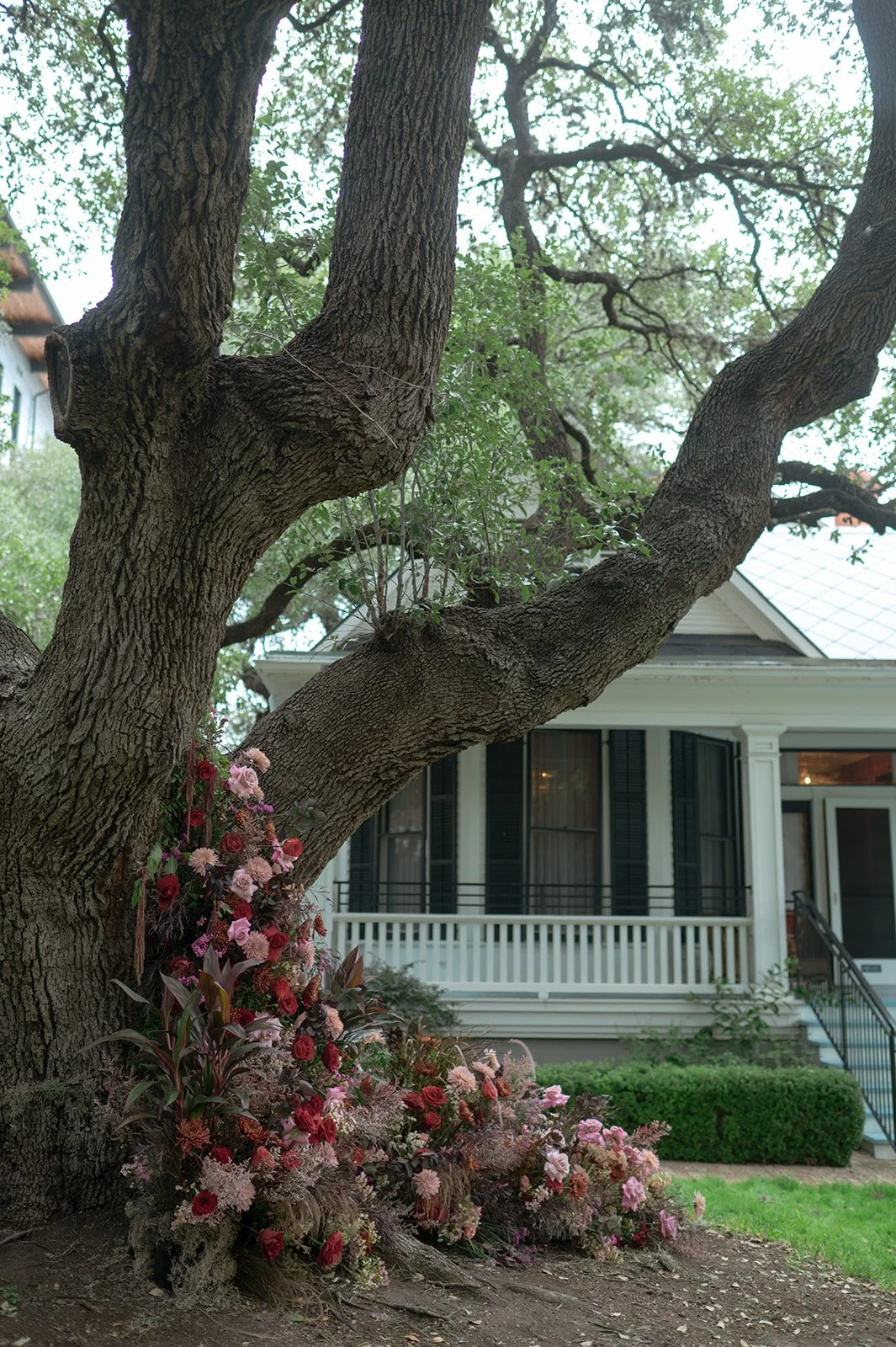 Map+CompassPhotography2025_Kaitlyn + Omar-38.jpg