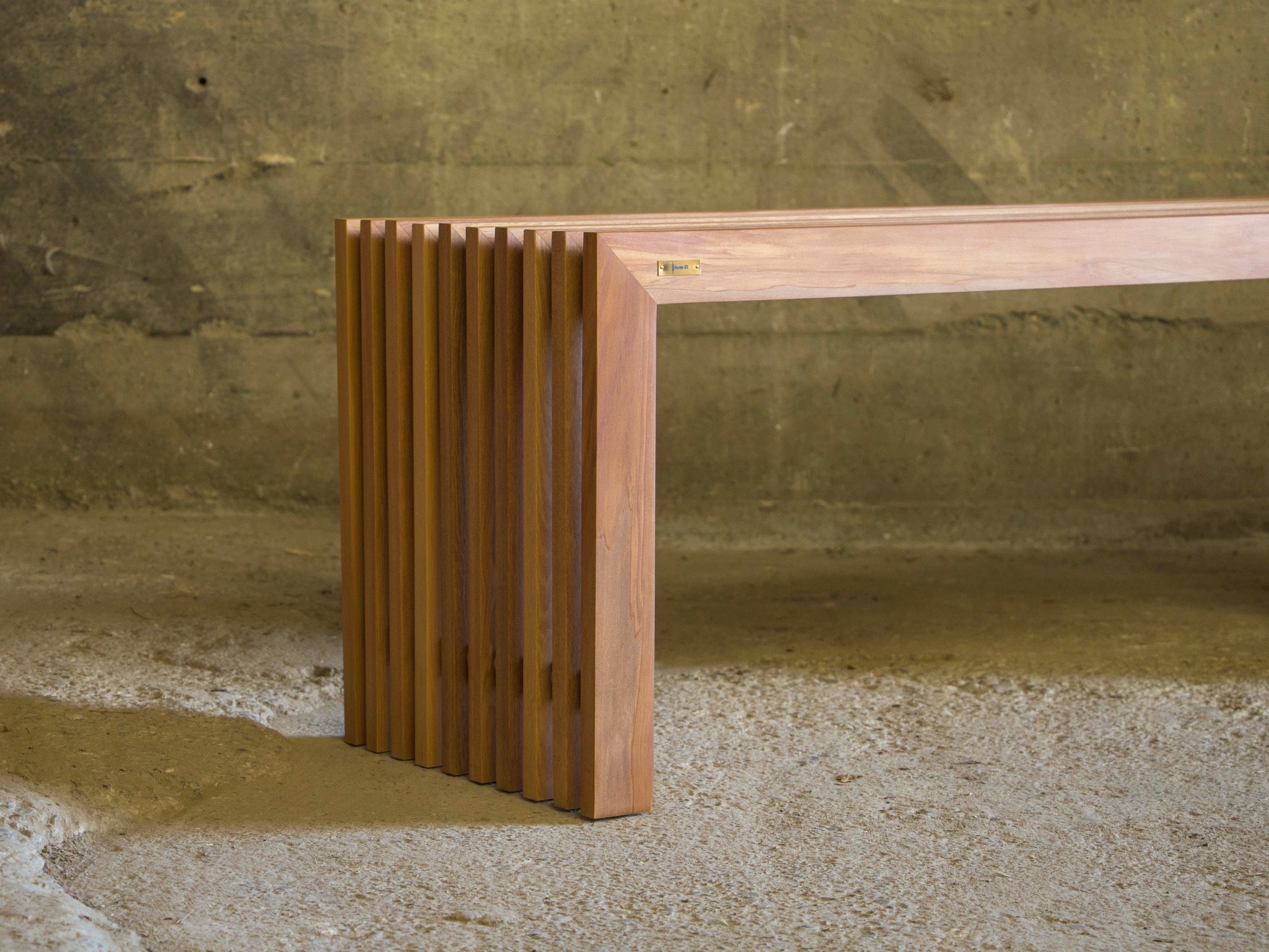 Form 53 Rimu Bench 1.jpg