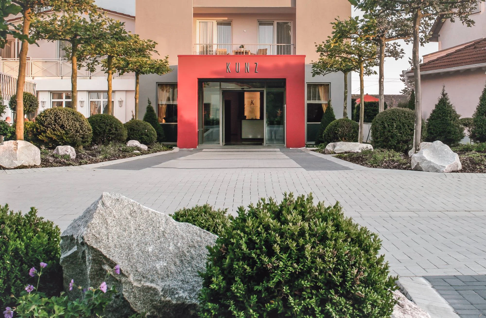 foyer-tag-cut-3.jpg