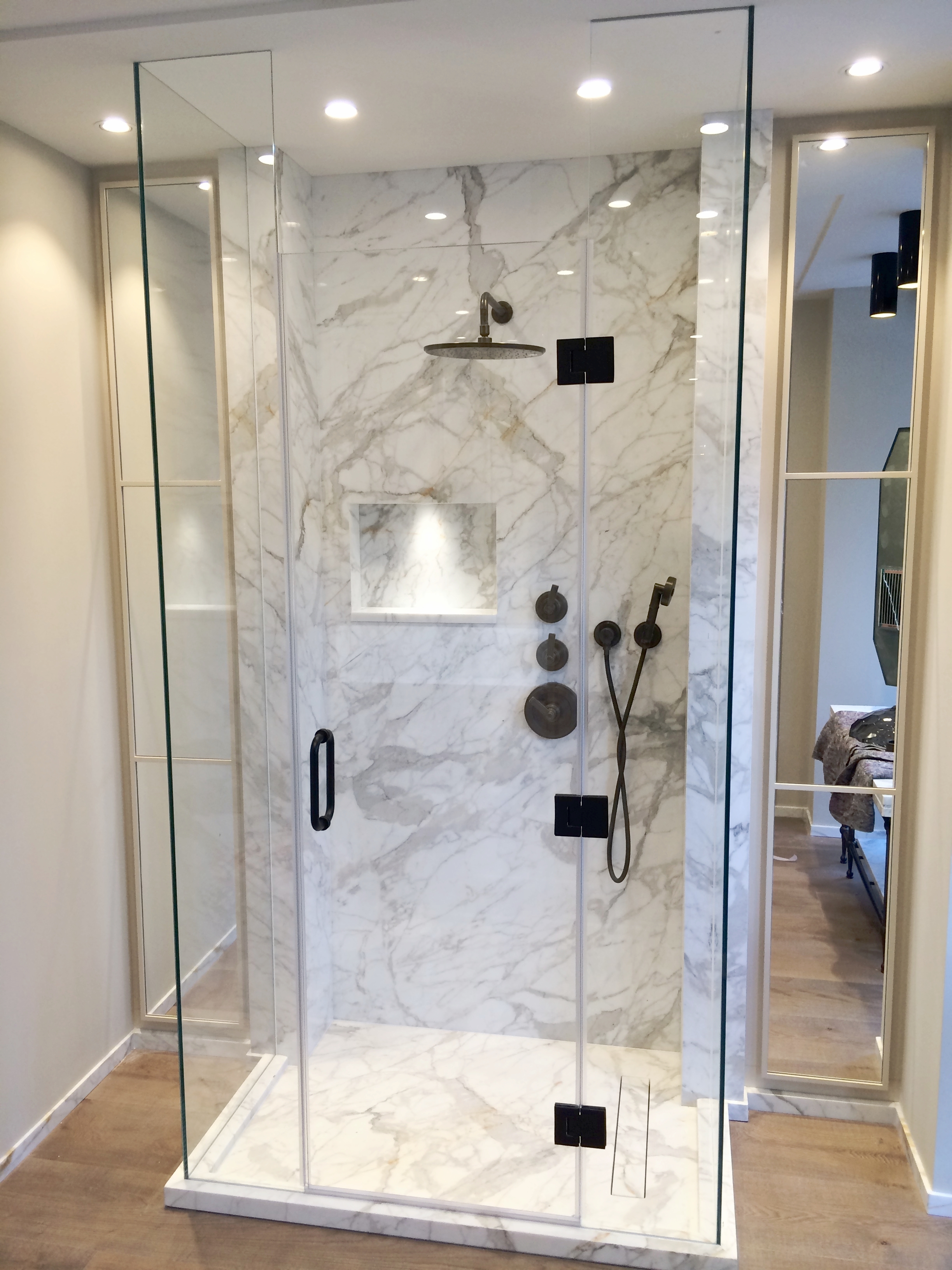 Shower Screens - SW5 - London - Brompton Glass 9.JPG