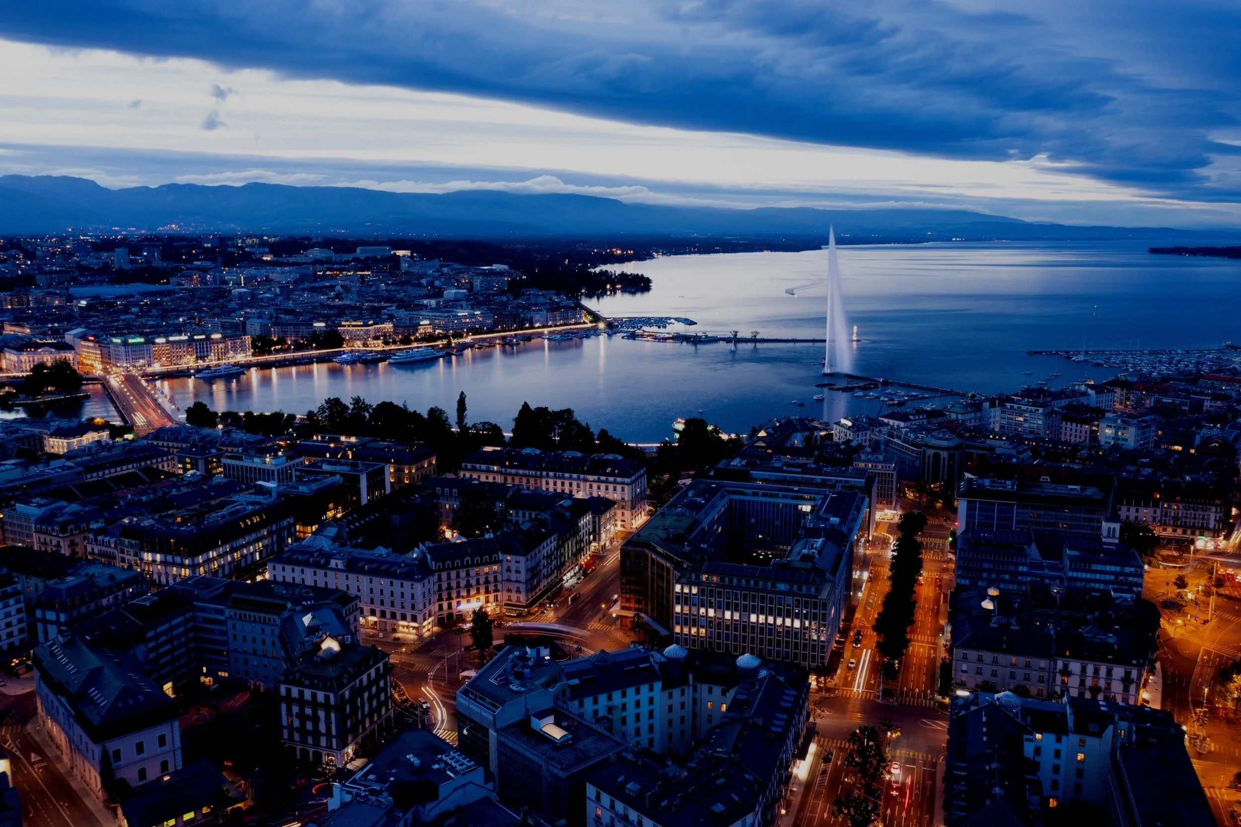 geneva+aerial+night+pic+-+shutterstock_1995548939.jpg