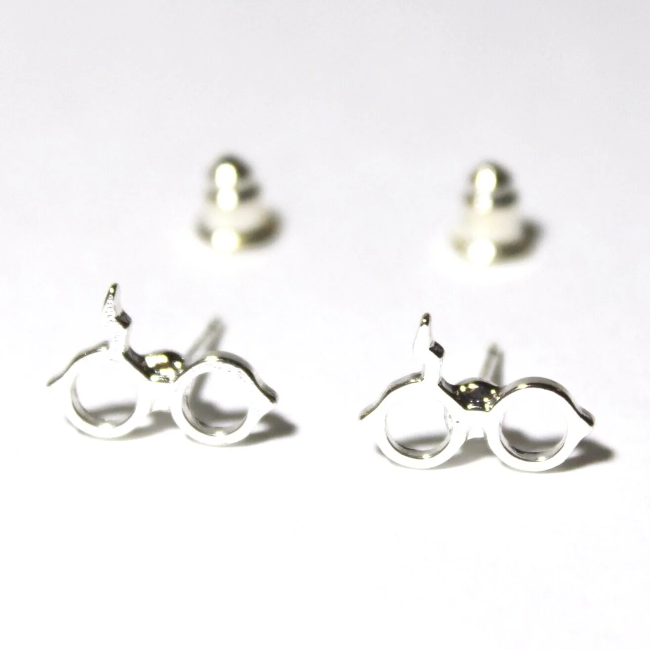 TwinkieTokyo_HP_Earring_2.jpg
