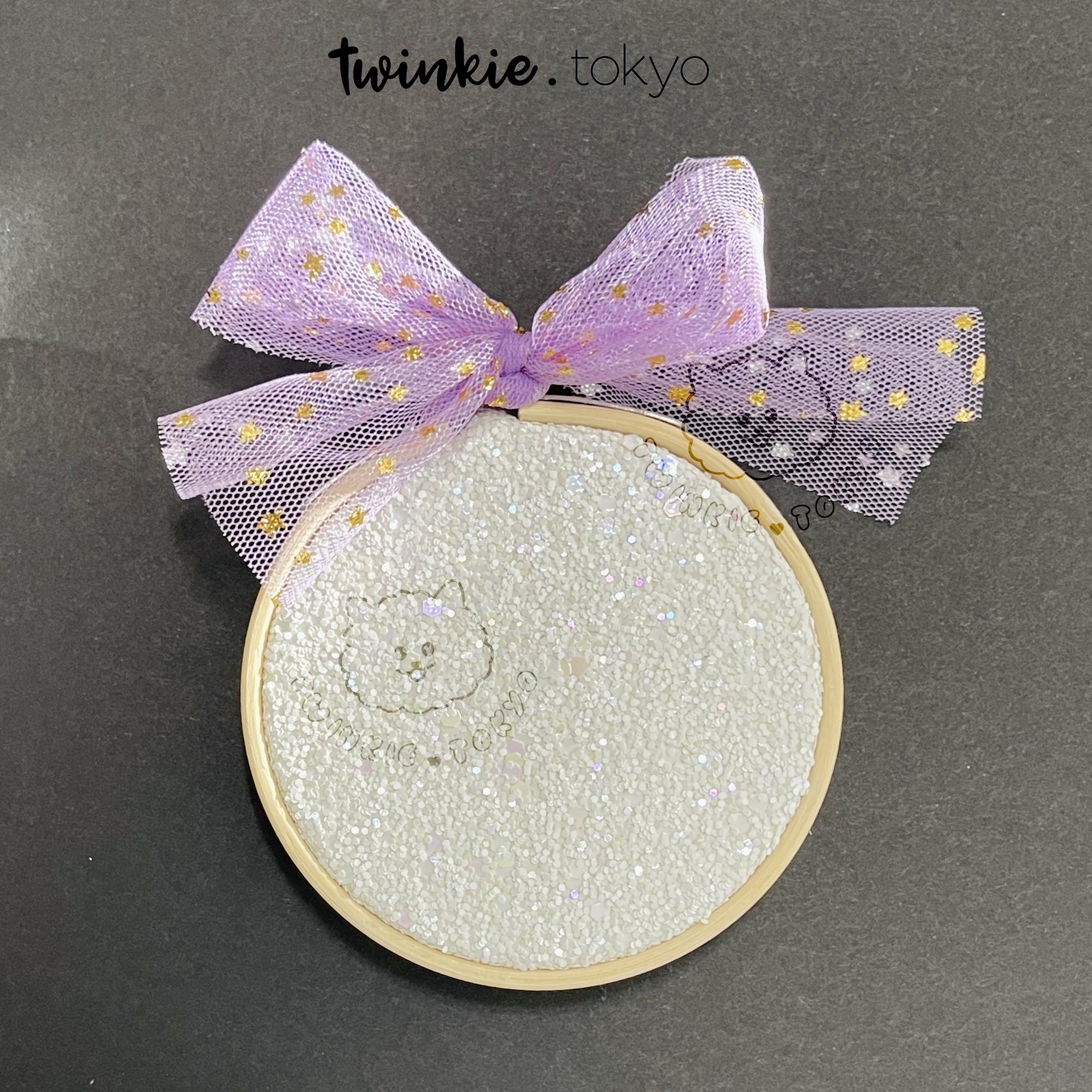 TwinkieTokyo Pin Hoop White.png