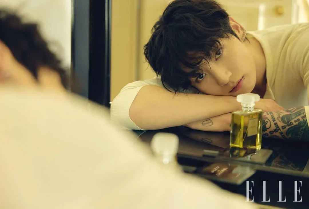 251229-elle-korea-jungkook-and-chanel-beauty-pictorial-that-v0-a2abaaewa4ag1.webp