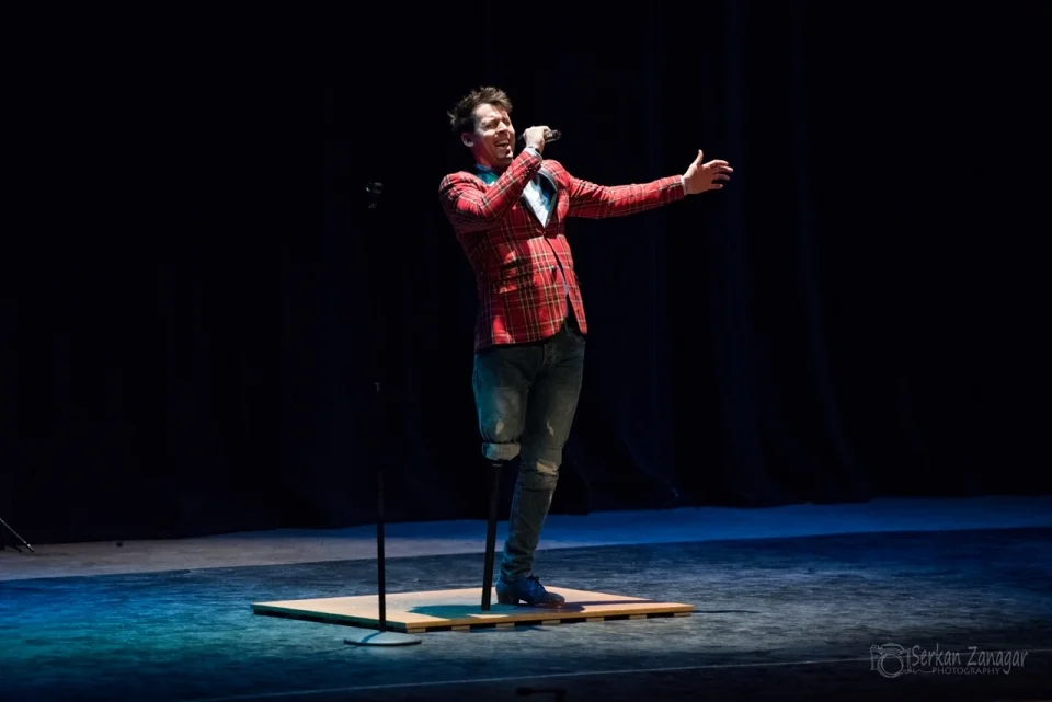 Evan.jpg