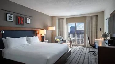 Renaissance hotel room.jpeg