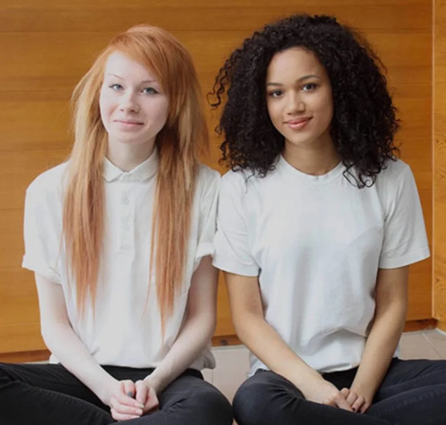 These_Twin_Sisters_Look_Totally_Different___Bored_Panda.jpg