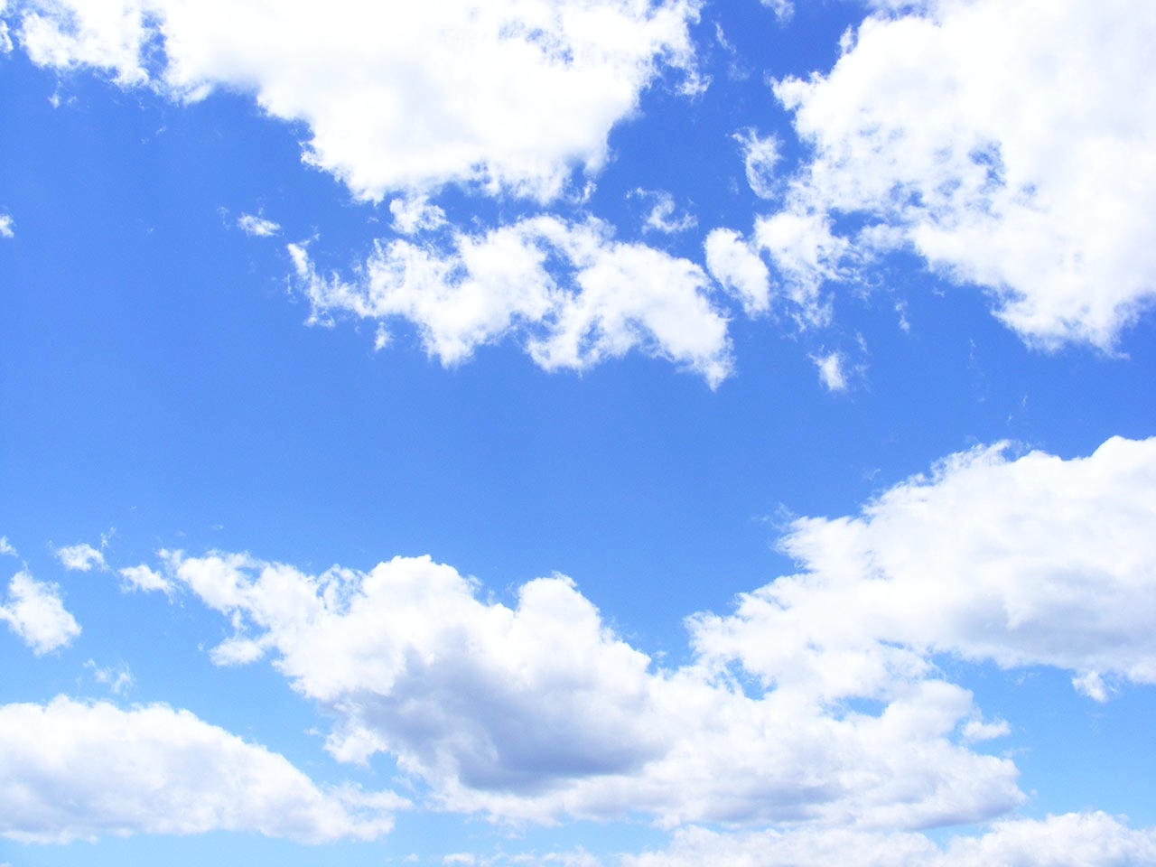 blue-clouds-day-fluffy-53594.jpg