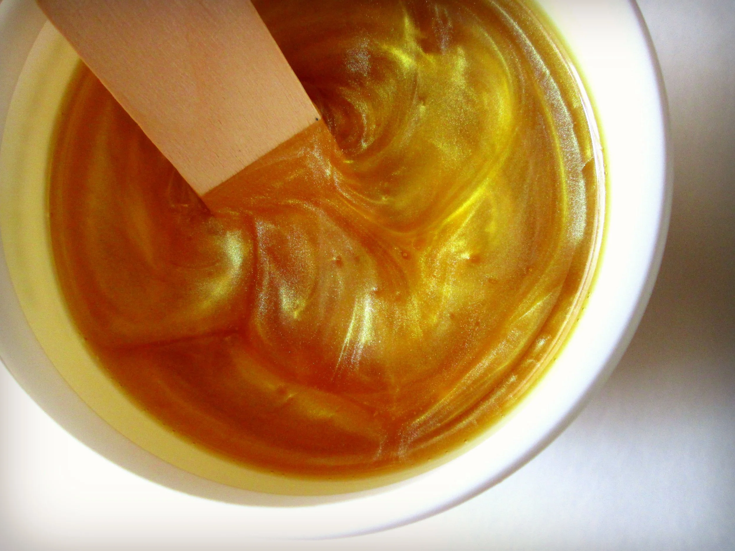 Hot-Legs-Peel-Off-Wax.jpg