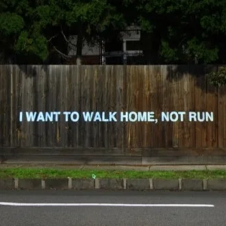 walknotrunSteph-Leigh-melb-660x330.jpg