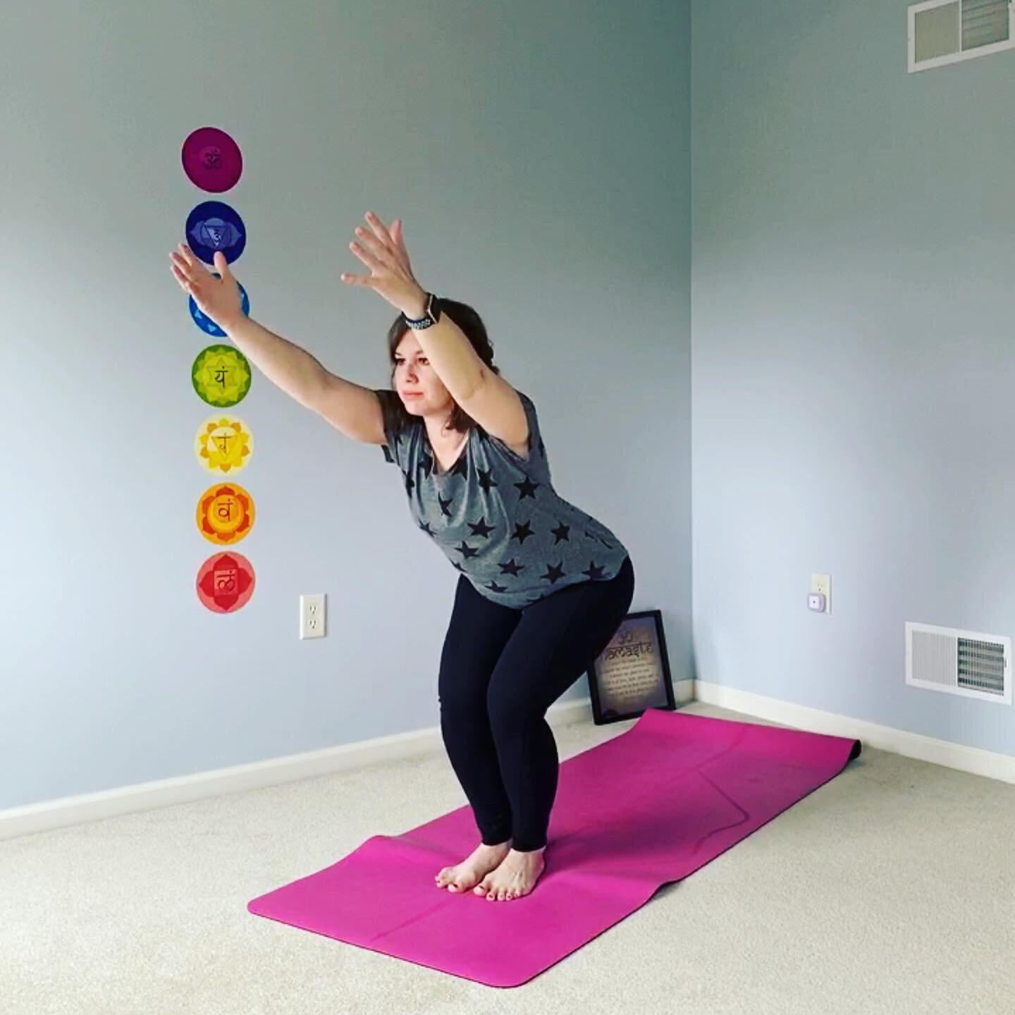 Quick strength circuit and yoga sequence
.
I was writing yoga sequences last night when I came across this quick strength circuit and yoga sequence. I actually have 3 more of these workouts that I never got around to sharing.
.
I love working out and