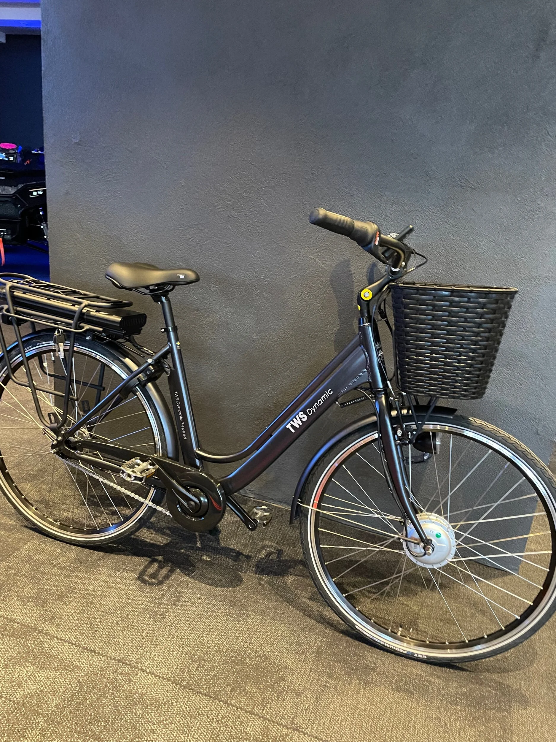 B0A555B4-2A28-4F29-A6D5-E929A7BDDAC2