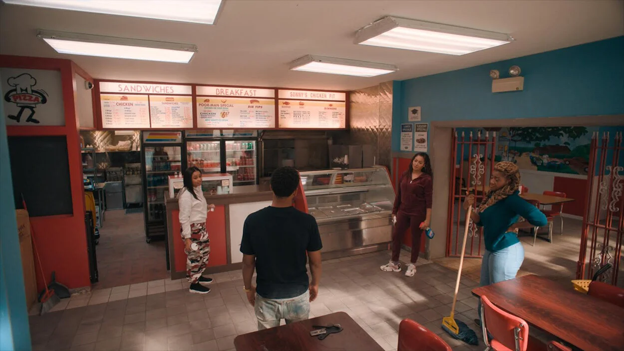 SONNY'S CHICKEN PIT (STAGE SET)