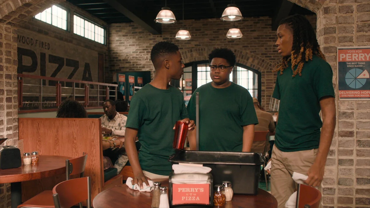 PERRY'S PIZZA (STAGE SET)