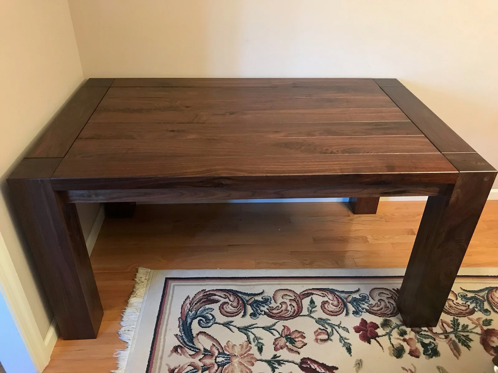 Walnut table 2.jpg