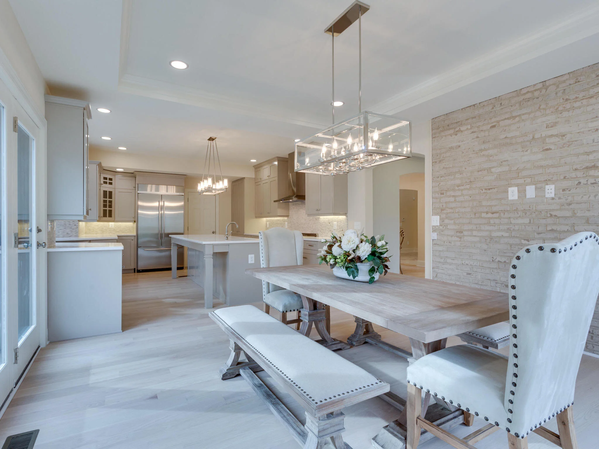 8602 Dixie Place McLean VA-MLS_Size-027-Breakfast Area-2048x1536-72dpi.JPG