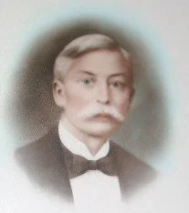 Founder.jpg