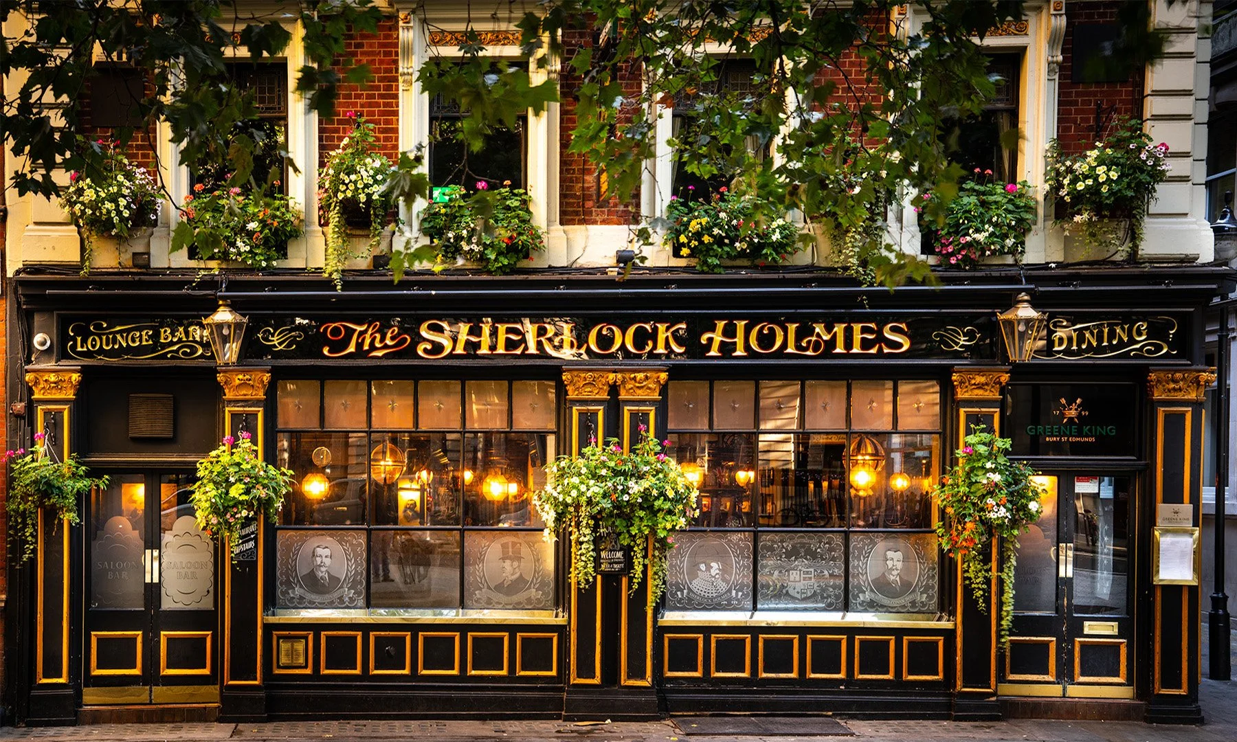 20559 Sherlock Holmes (TP) WEB.jpg