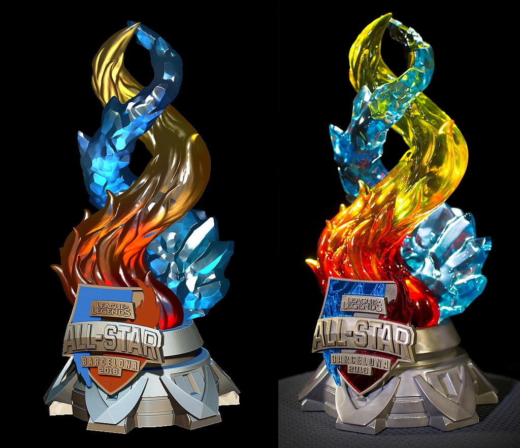 Side-by-side of the digital model and the finished piece. 