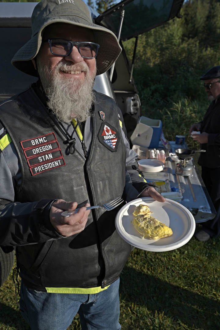 BRMC Aug2023 Paul Lake Run - StanC with Saturday morning omelette from DennisH.jpg