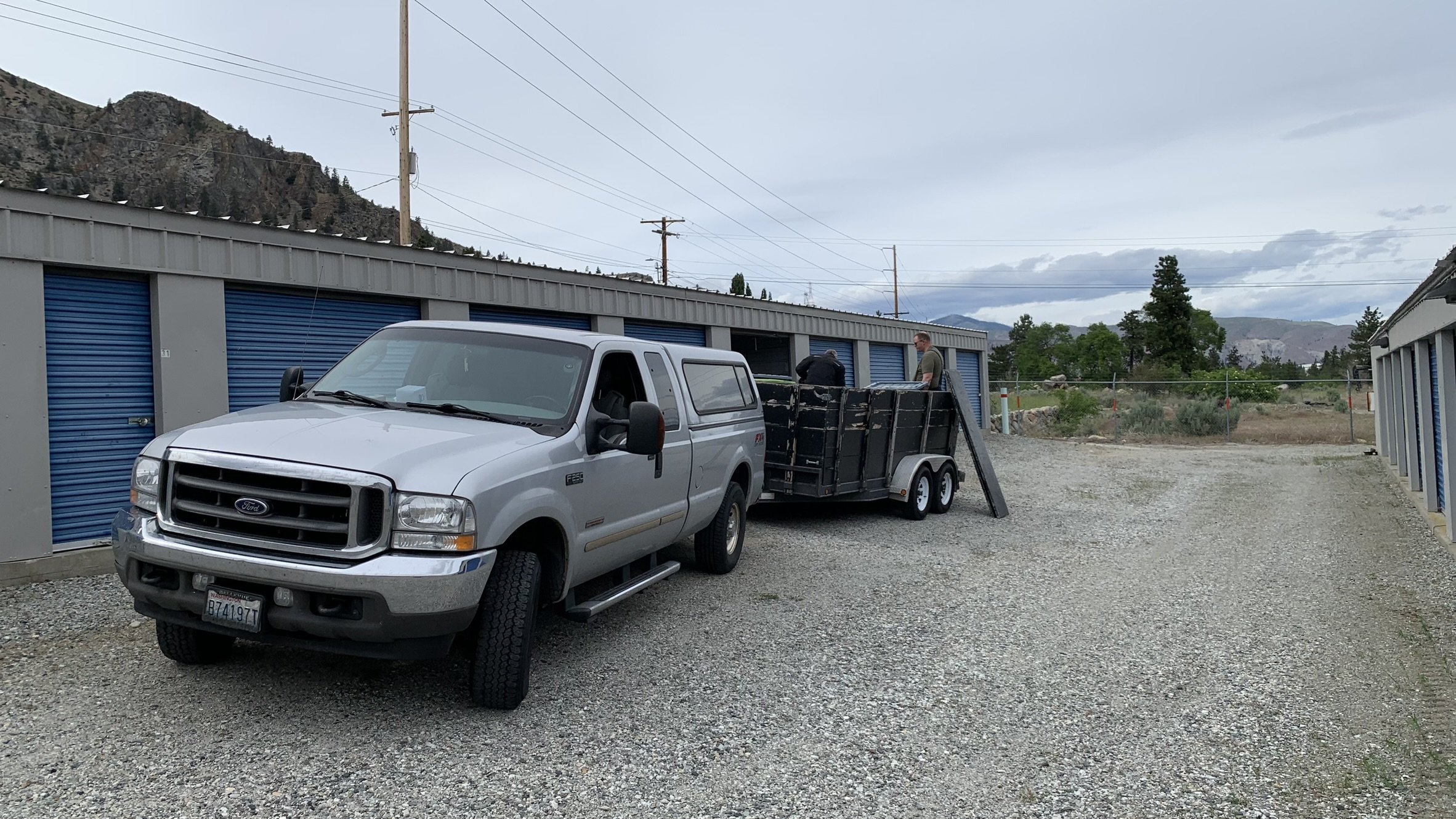 BRMC May2025 - DaleC JasonS in trailer.JPEG