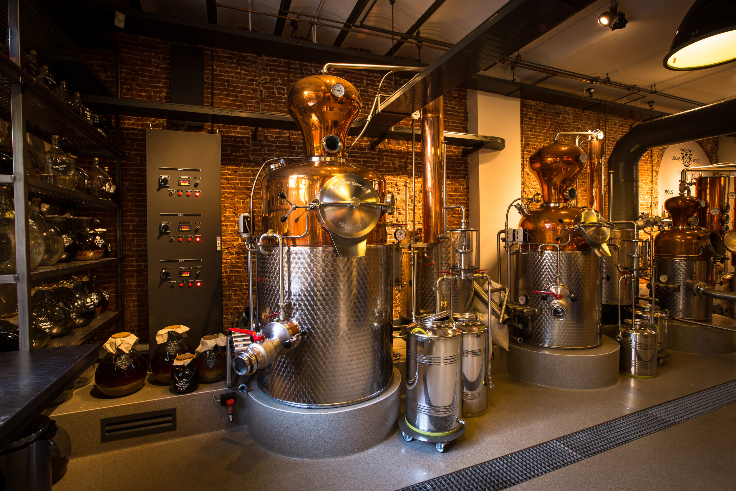 Heerlijk Verdorde koppeling Field Trips: Dutch Genever (Jenever) Distilleries | Alcohol Professor