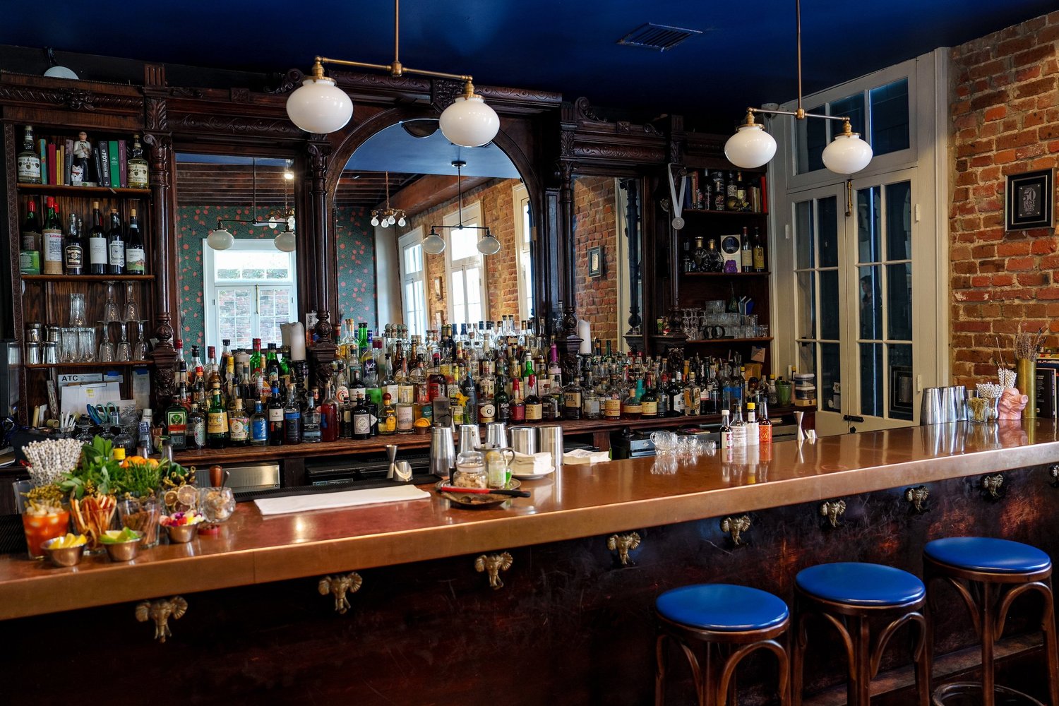 the-best-wine-bars-in-new-orleans-alcohol-professor