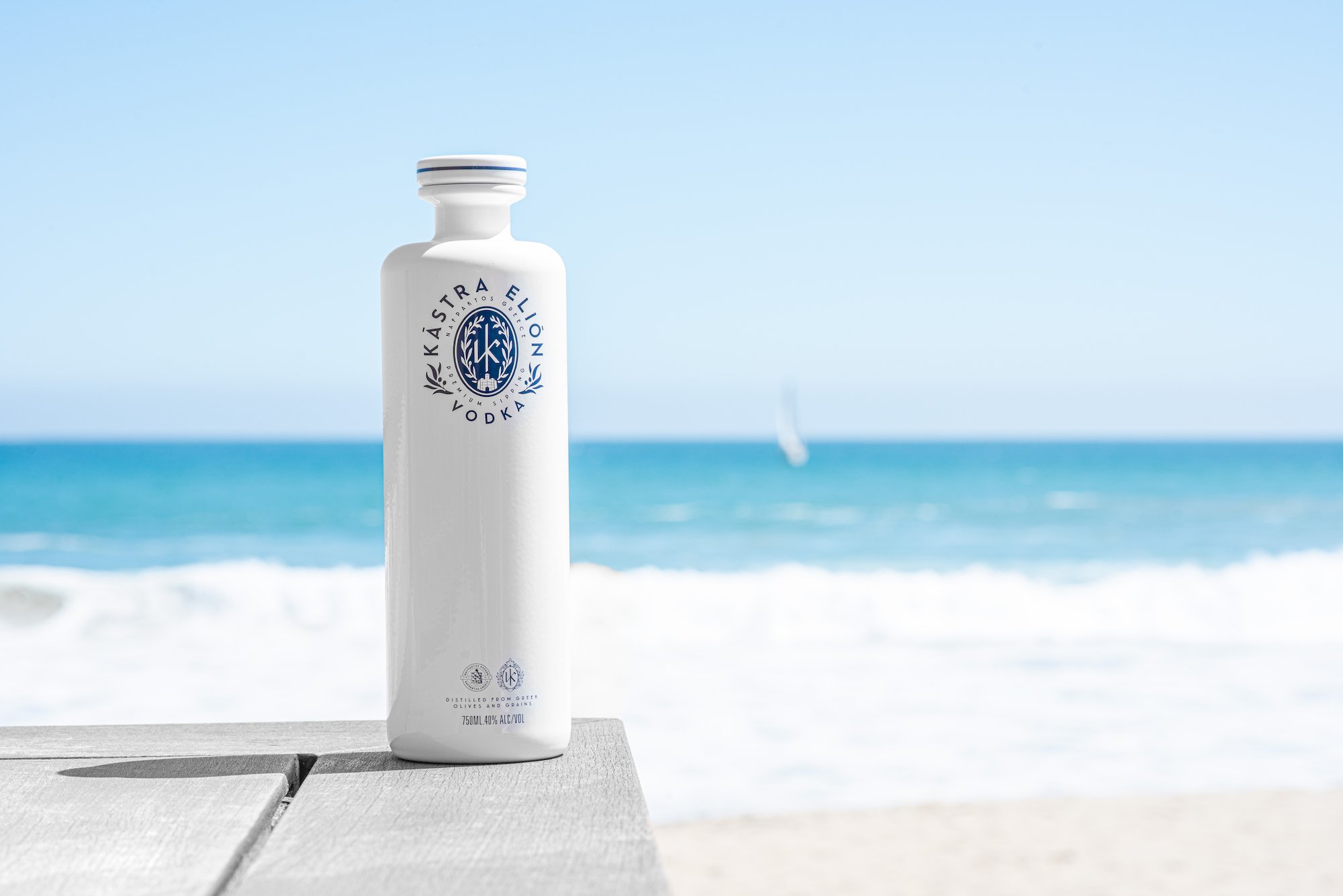 Kástra Elión vodka made with grains and olives