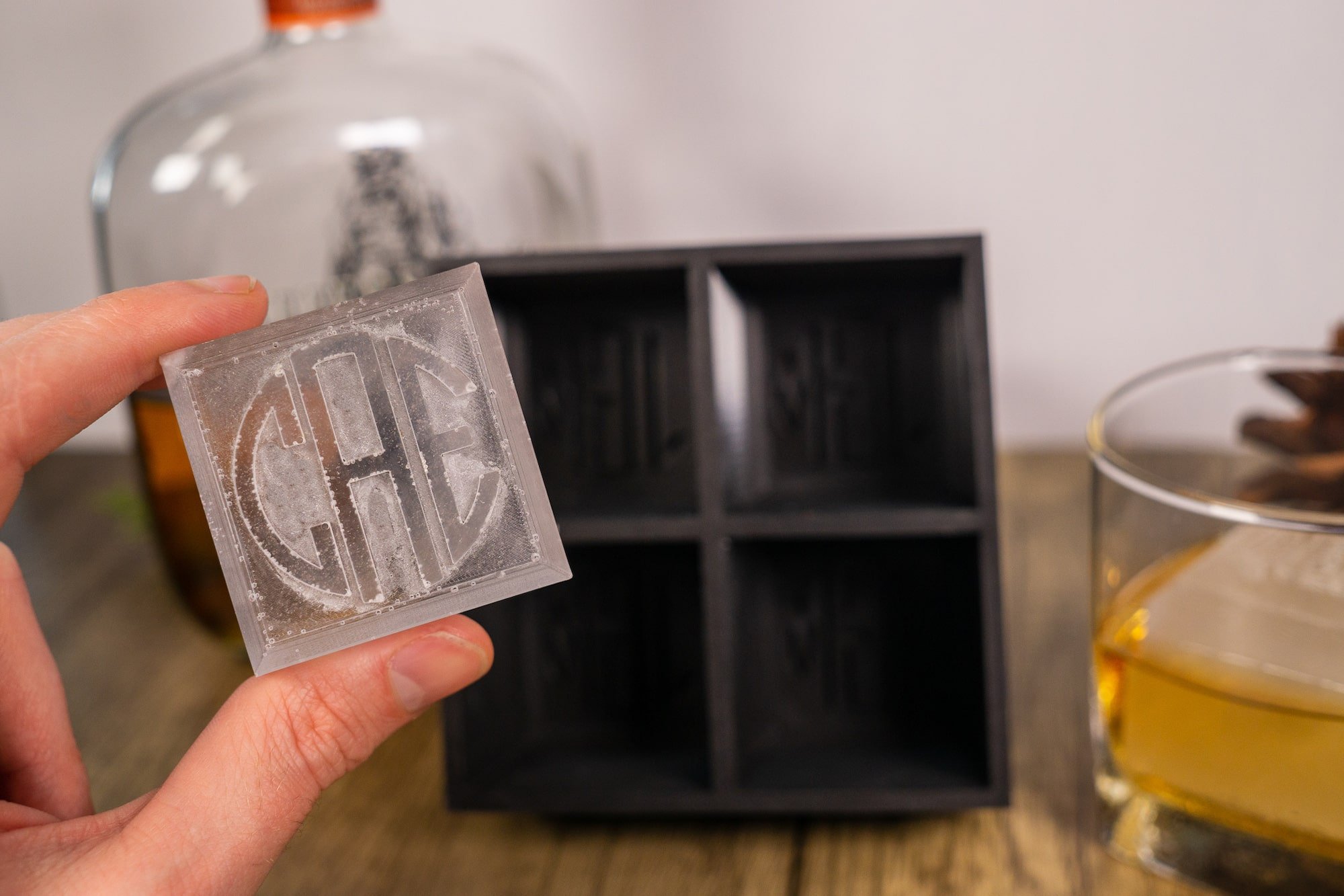 Fathers Day gift idea for hard-to-shop-for guys 2023 | Custom silicone  whiskey ice cube mold, Personalized whiskey gift, Monogram Ice mold