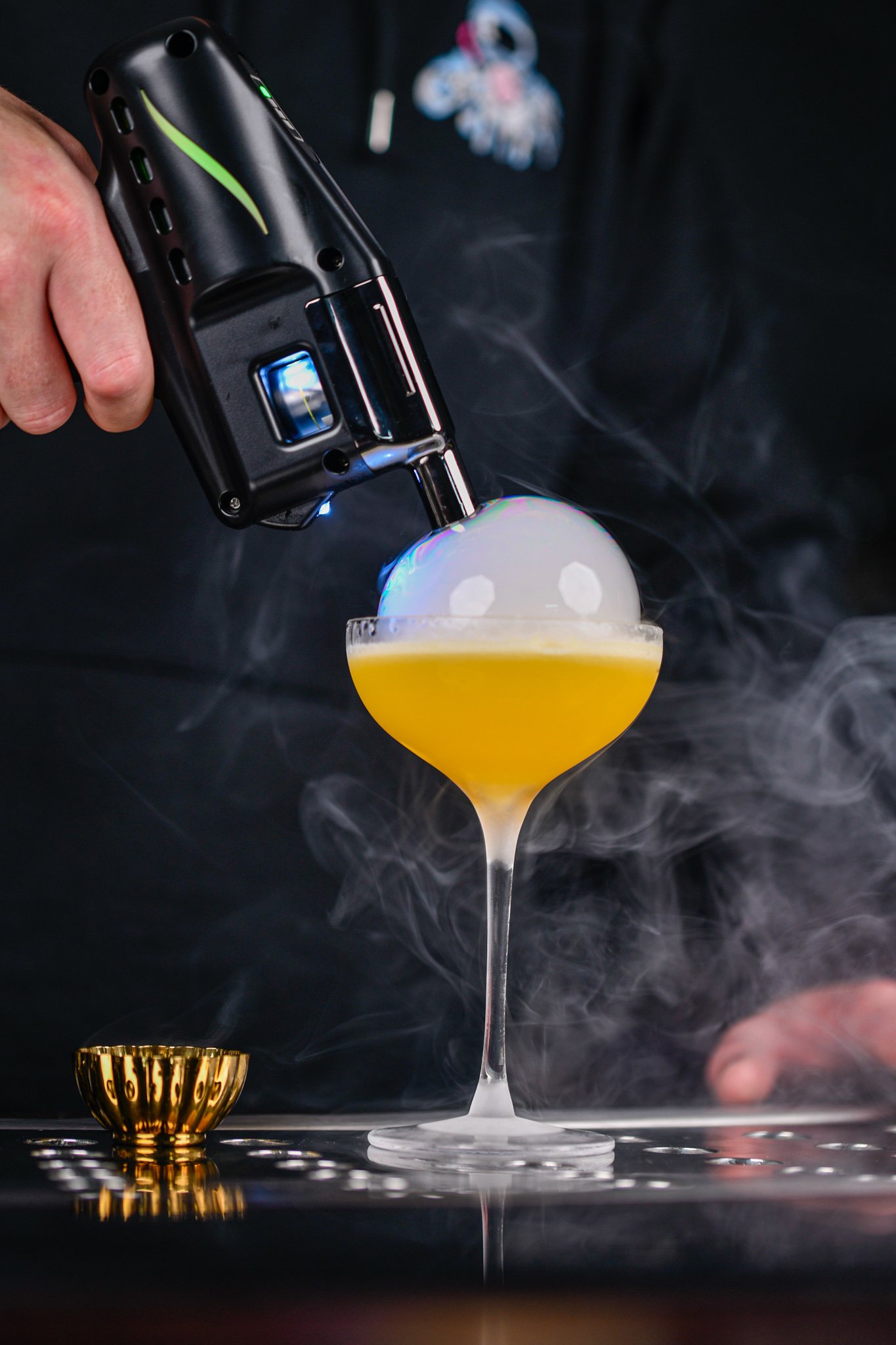 Smoke Bubbles Are Adding Aroma & Whimsy to Cocktails