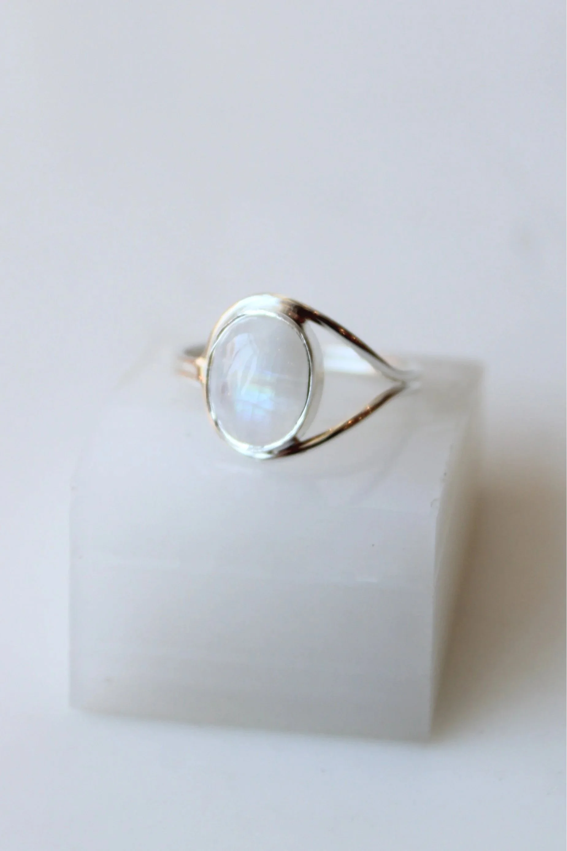 Sterling Silver  Rainbow Moonstone Little Lasso Loop Ring