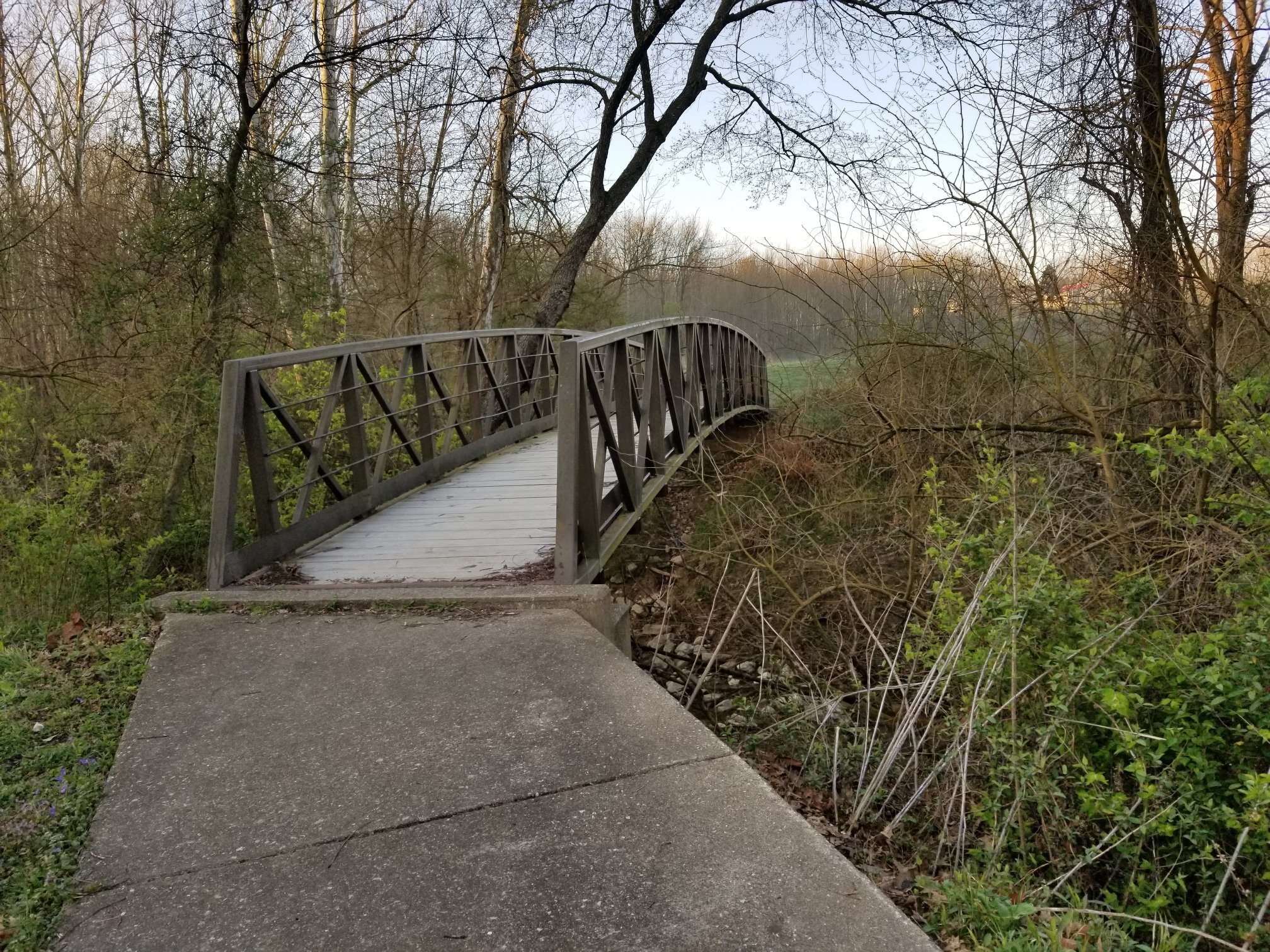 Moutoux Park Trail