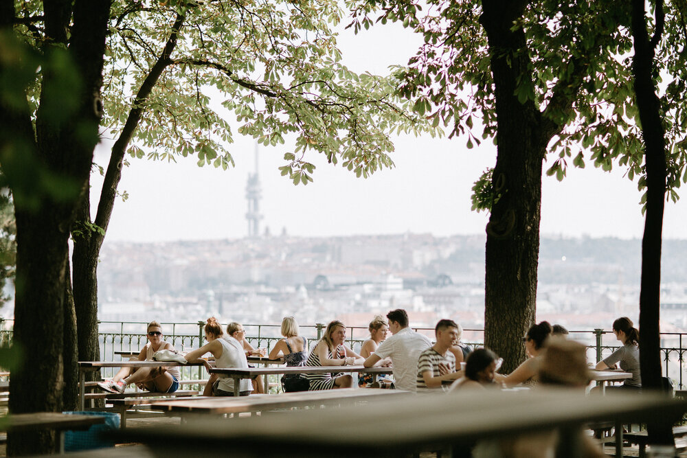 Umulig Salg Milestone City Guide: Prague — Where She Wore