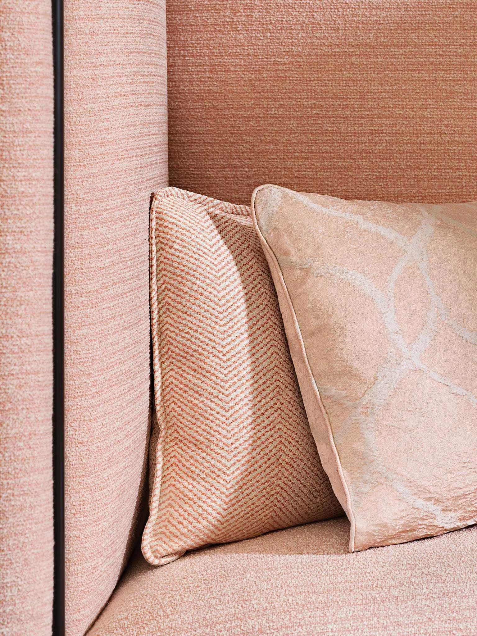 coussins,-banquette,-dossier,-assise,-rose.jpg